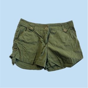 Unbranded Military Green Women's Shorts - Size 6 with buckles